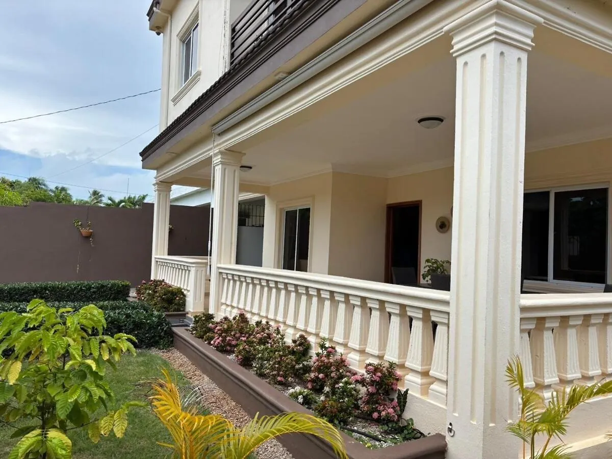 Casa Canephora Las Galeras 0*,